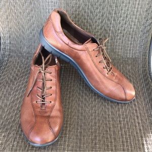 Ecco Tan Leather Lace Up Flat Oxfords Shoes